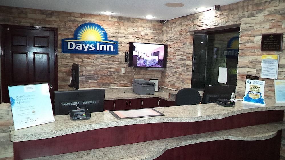 Days Inn By Wyndham Maumee/Toledo Εξωτερικό φωτογραφία