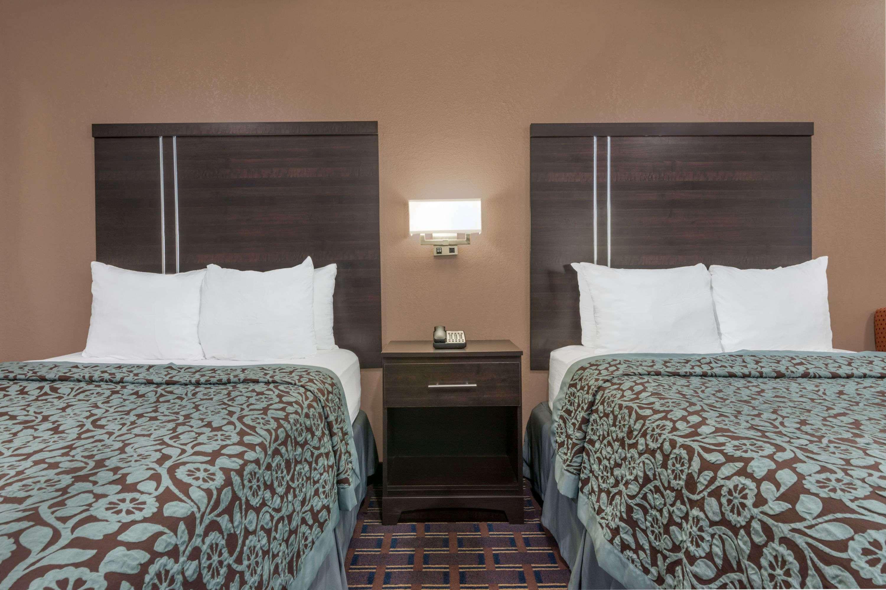 Days Inn By Wyndham Maumee/Toledo Εξωτερικό φωτογραφία
