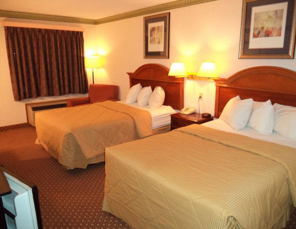 Days Inn By Wyndham Maumee/Toledo Εξωτερικό φωτογραφία